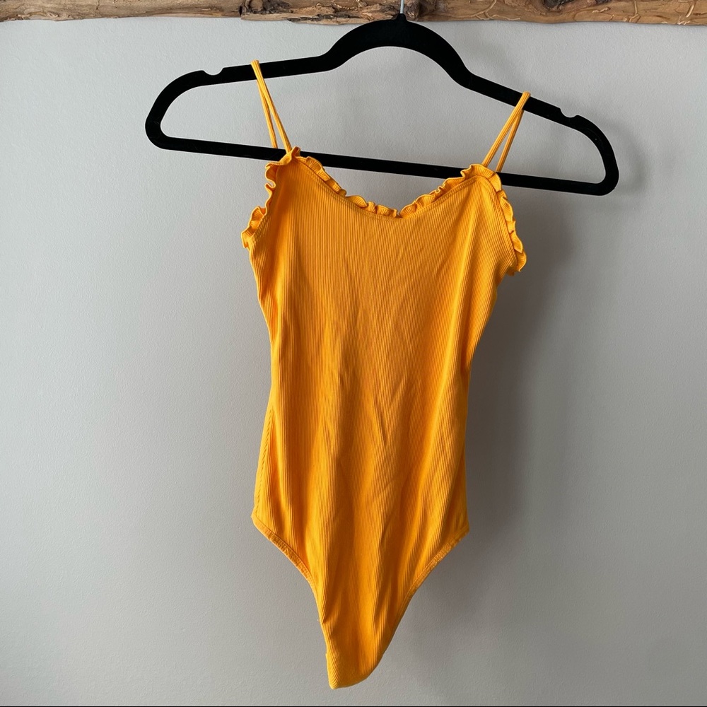 Wilfred | Scalloped Neck Bodysuit
